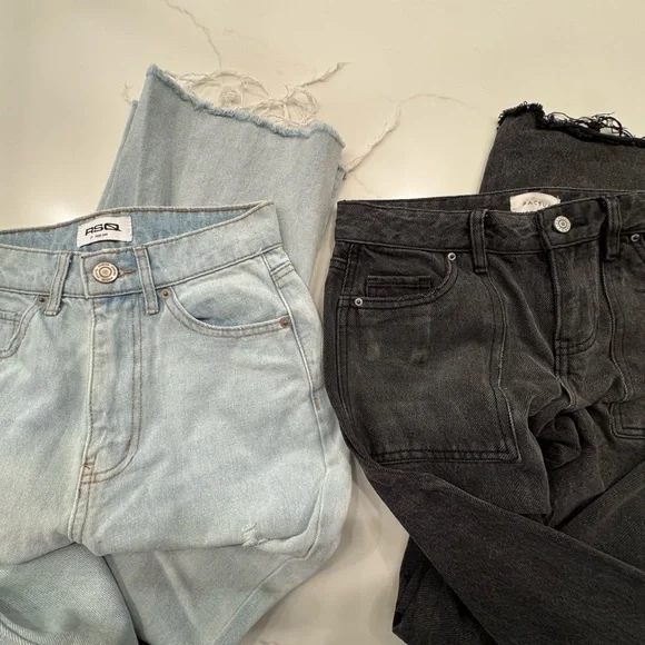 PacSun Women's Boot Cut Jeans in Black wash & RSQ light wash baggy jeans style - Picture 5 of 5